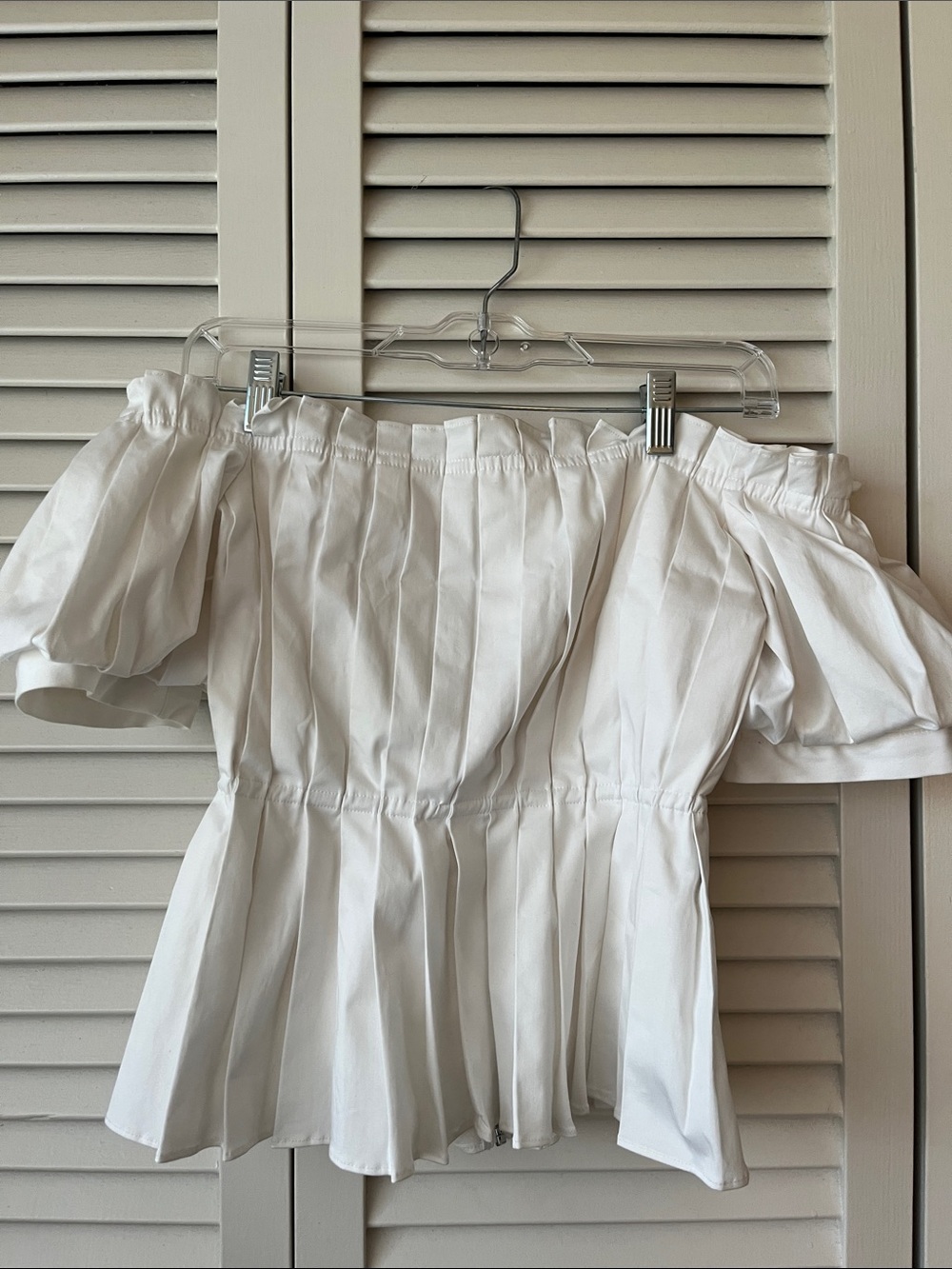 ANTONIO MELANI White Off-Shoulder Peplum Blouse